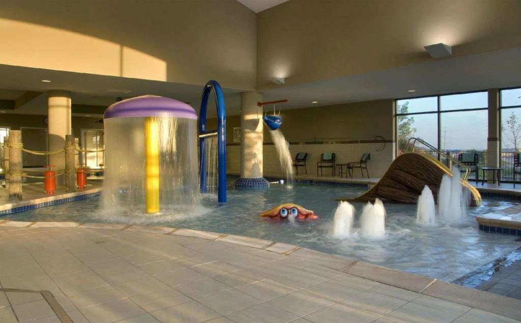 Hampton Inn & Suites Madison - West