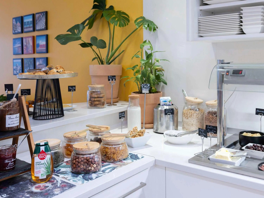 Отель Mercure Nice Centre Grimaldi