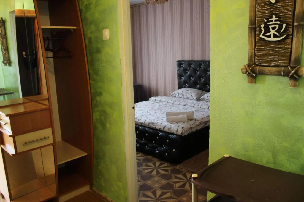 Apartment on Vasylia Stusa St, 2