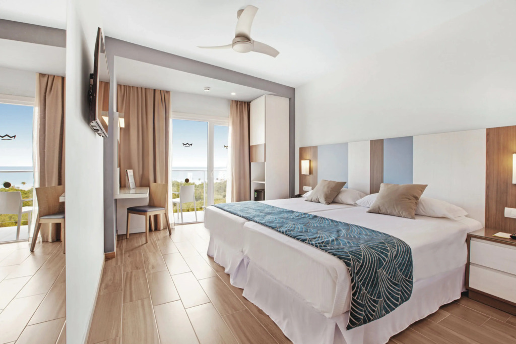 Hotel Riu Festival