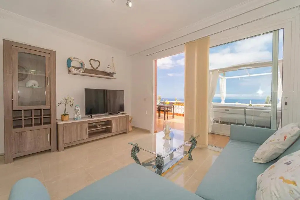 Luxury Penthouse 105m2,bali bed,heated pool,Sunset