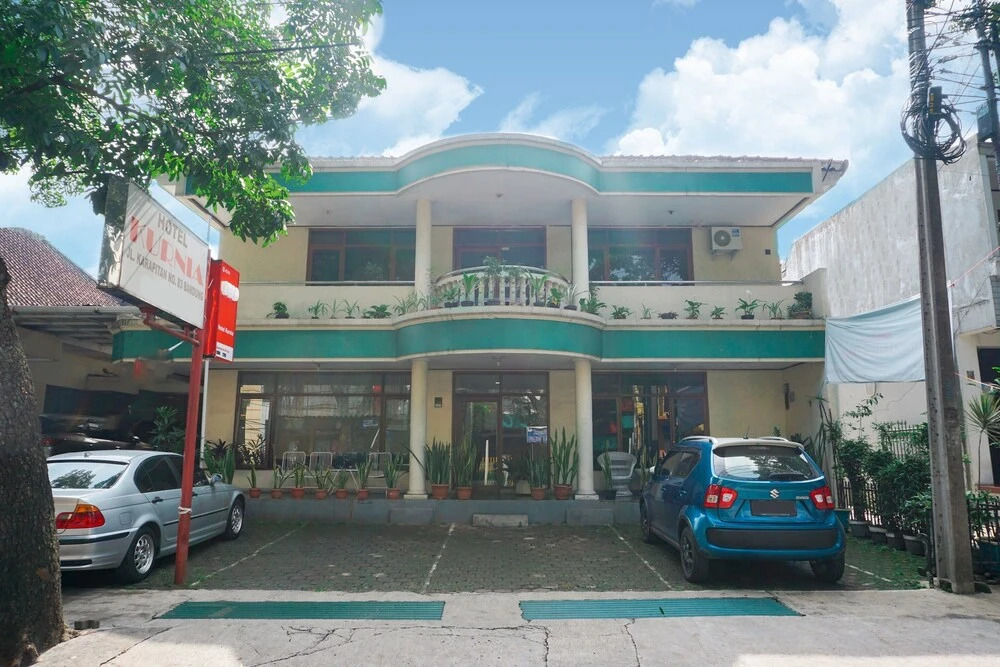 Hotel Kurnia by OYO Rooms