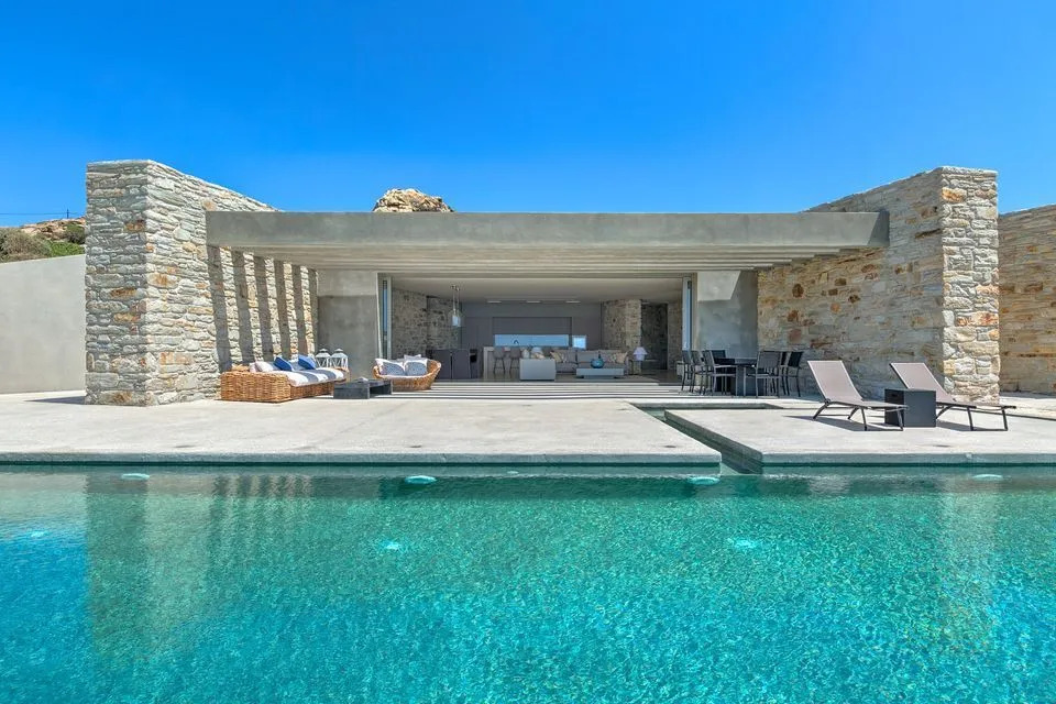 Mylo Villa Ios