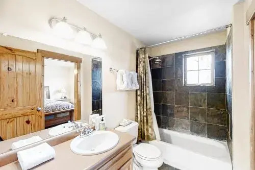 Arrowhead 31 - 1 Br Condo