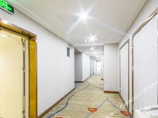MiYa Hotel (Chengdu Century City Exhibition Center Subway Station Store)