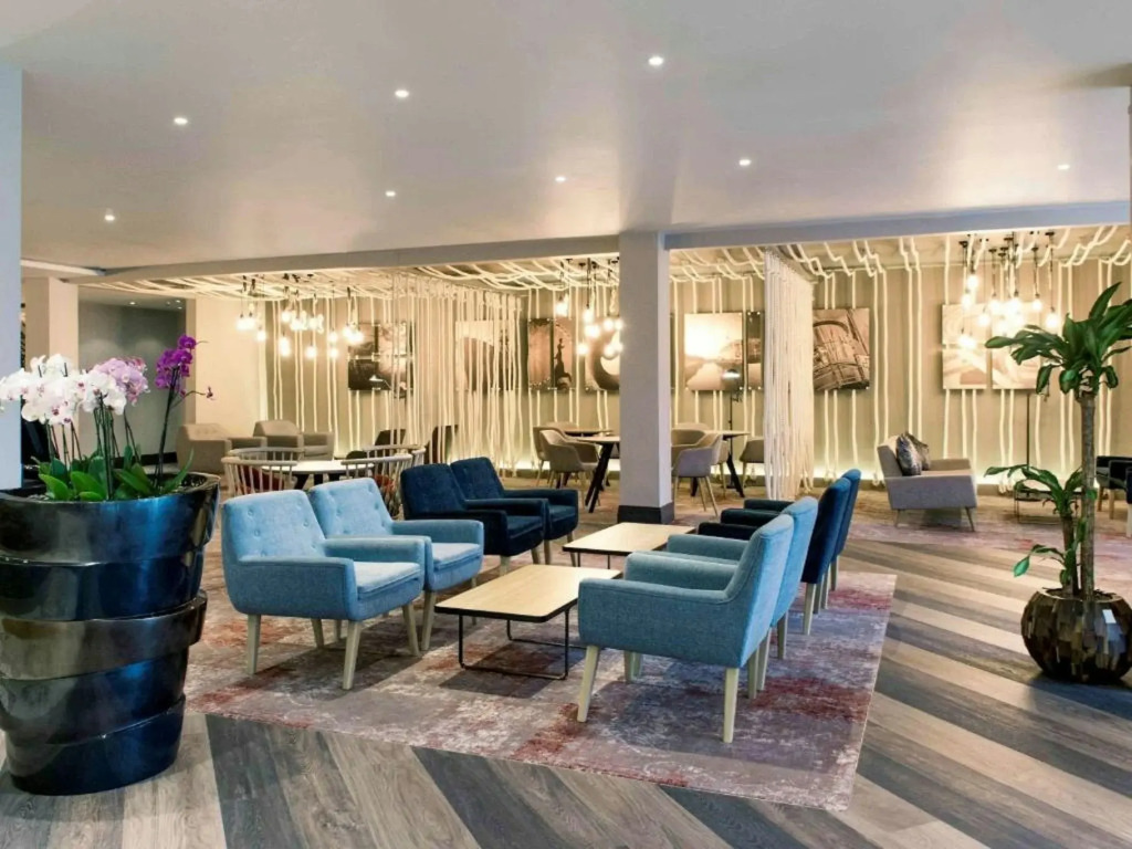 Holland House Hotel Cardiff By Sunday