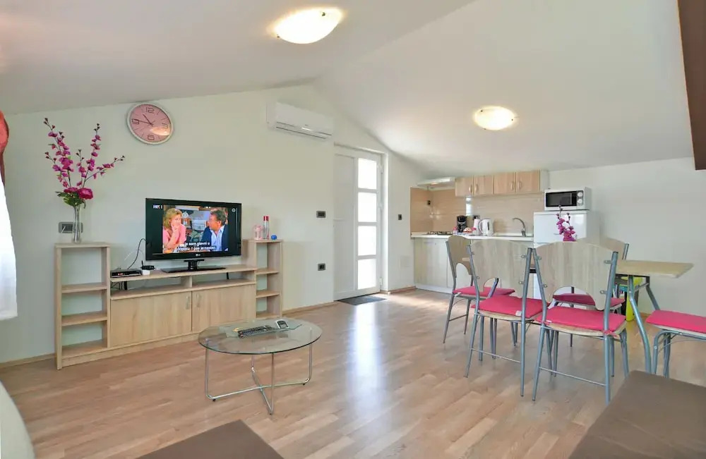 Apartment 1355