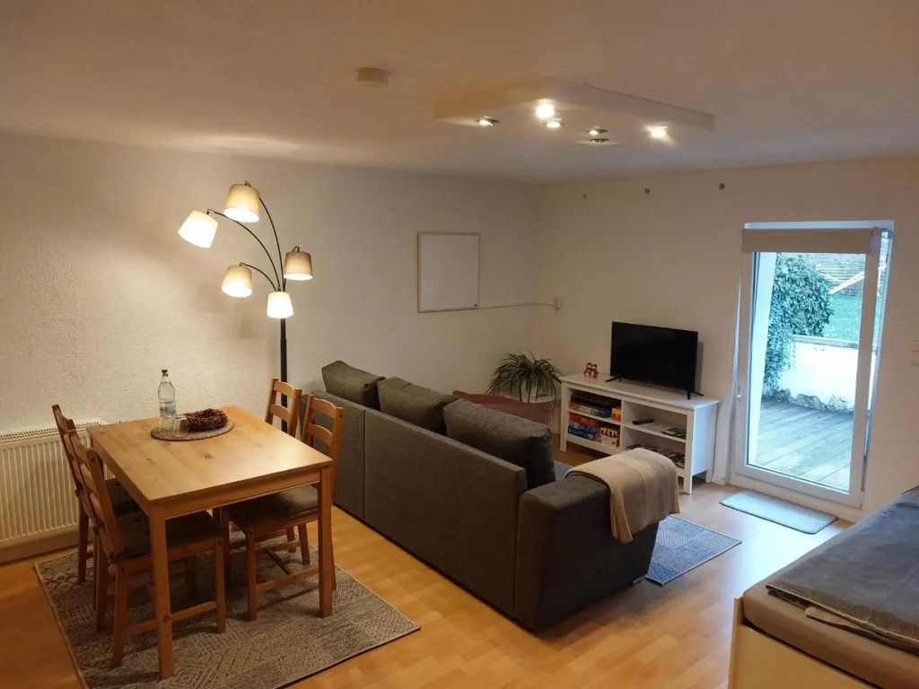 Kleine gemütliche Ferienwohnung günstige Lage