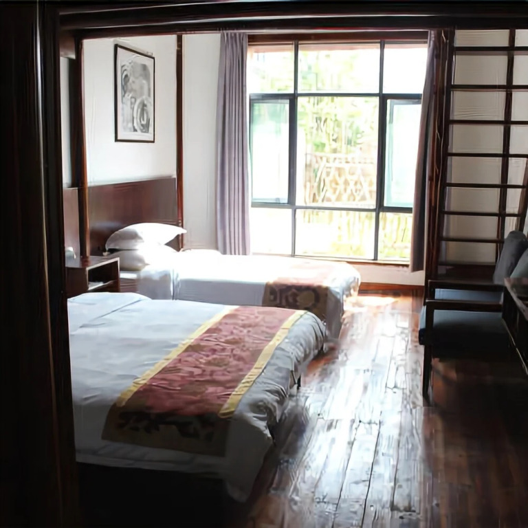 Ruyuan Culture Theme Inn