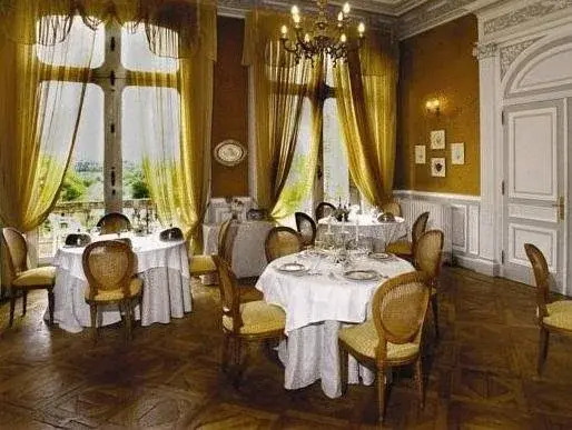 Château De Laubrière - Teritoria