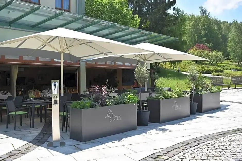 Hotel Am Kurhaus mit erstem Ayurveda Center Sachsens - direkt am Gesundheitsbad ACTINON & Kurpark