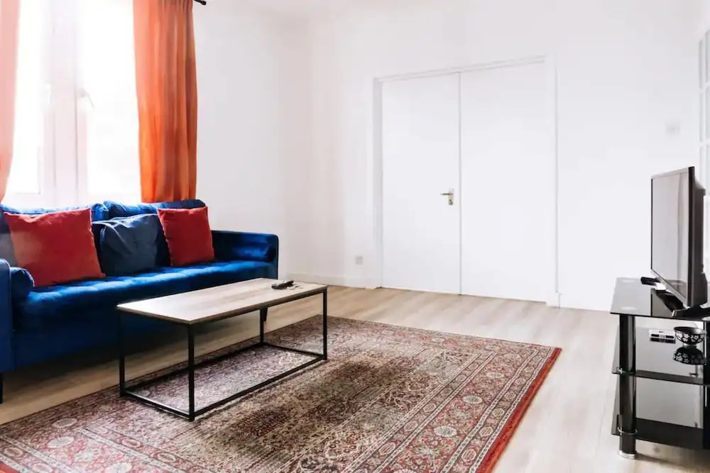 Peaceful 2 Bedroom Apartment in Prestonfield With Arthurs Seat Views