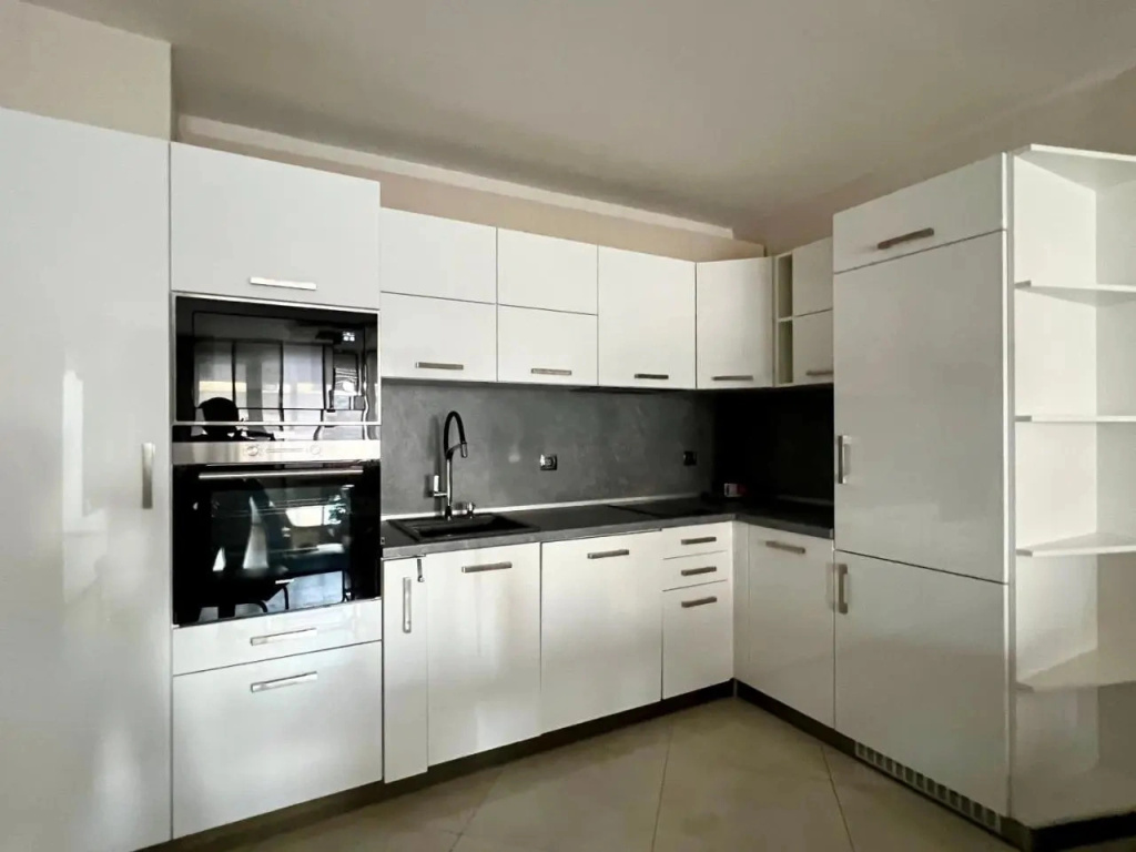 Flower home 6