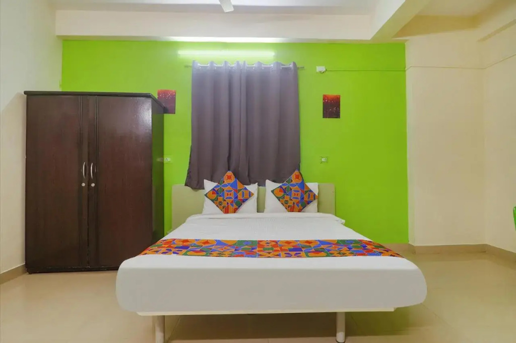 FabHotel Broholic - Nr Biodiversity Complex, Gachibowli Silpa Gram Craft Village, HITEC City