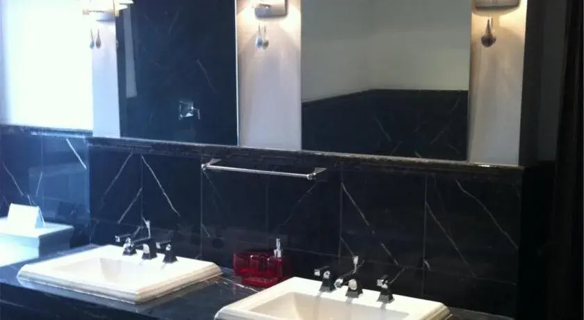 Kameier Holiday Lanwan Hotel