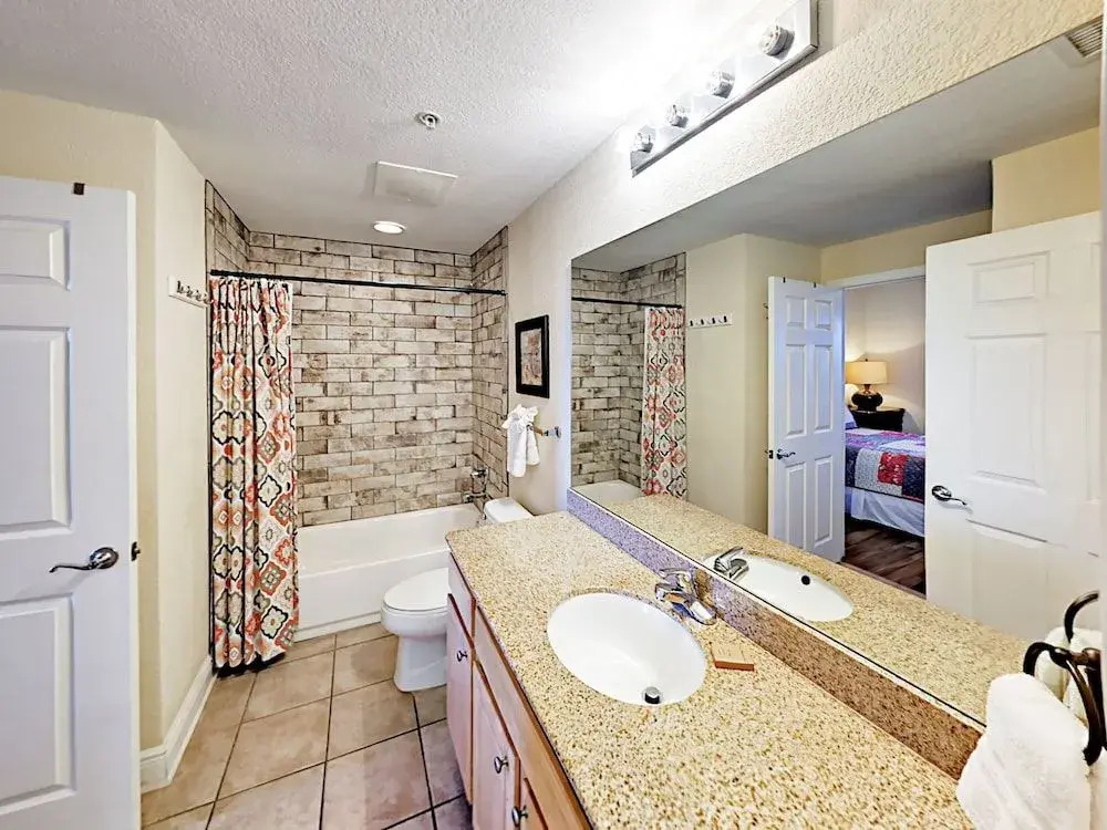 1010 W Beach Blvd Condo