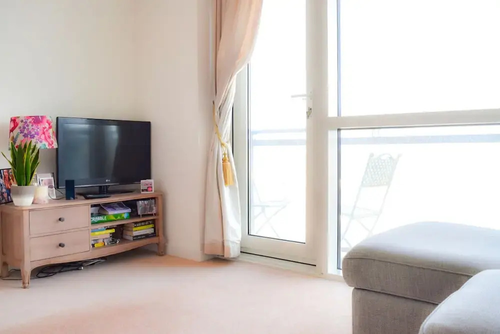 Beautiful 1 Bedroom Wandsworth Flat With Views
