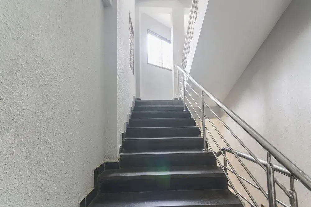 OYO 47565 Hotel Cm Residency