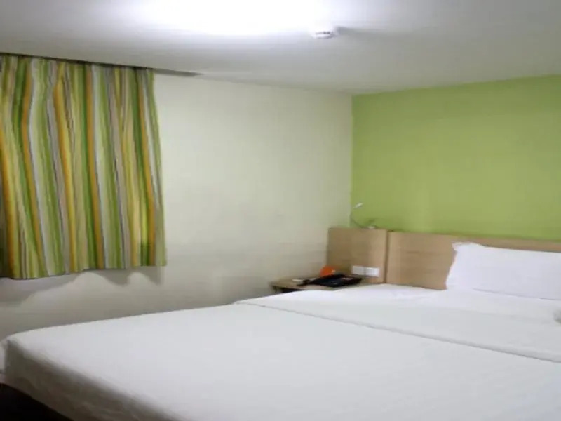 7 Days Inn Binzhou Luhua Fu Guo Road Branch