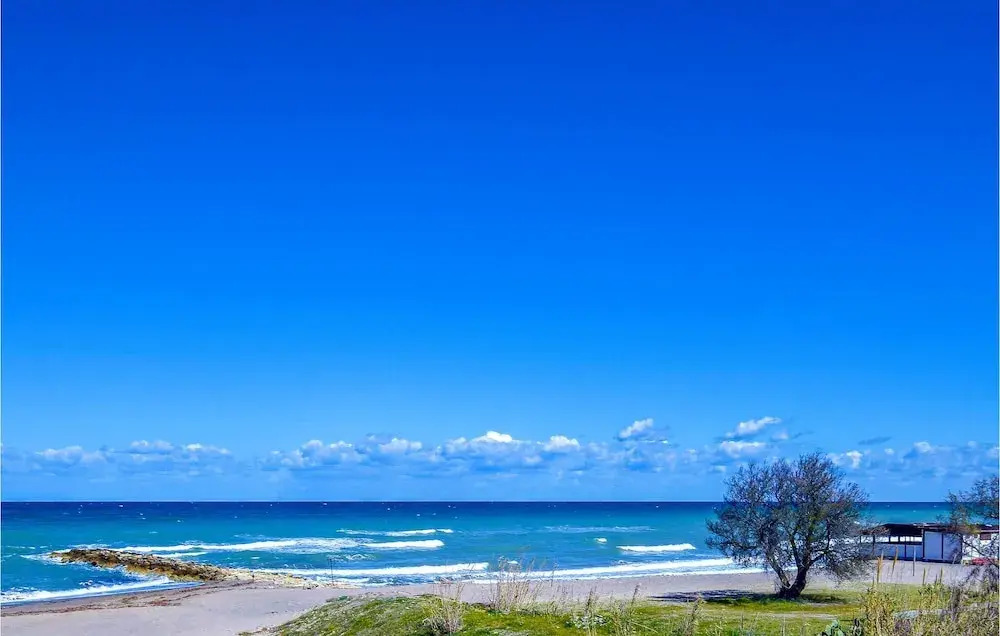 Awesome Apartment in Cariati With 1 Bedrooms and Wifi