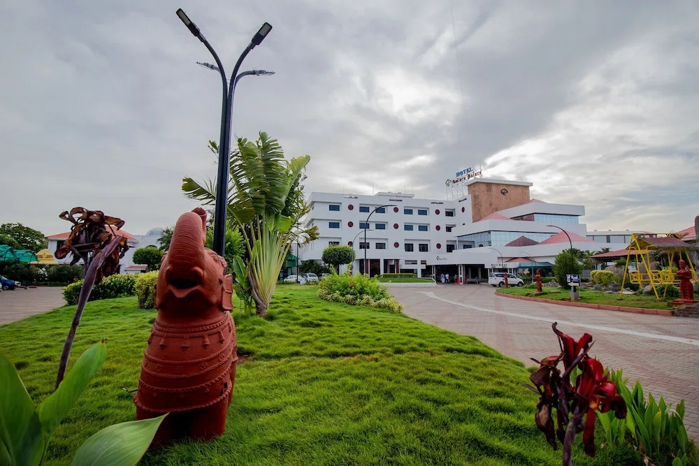 Hotel Golden Palace