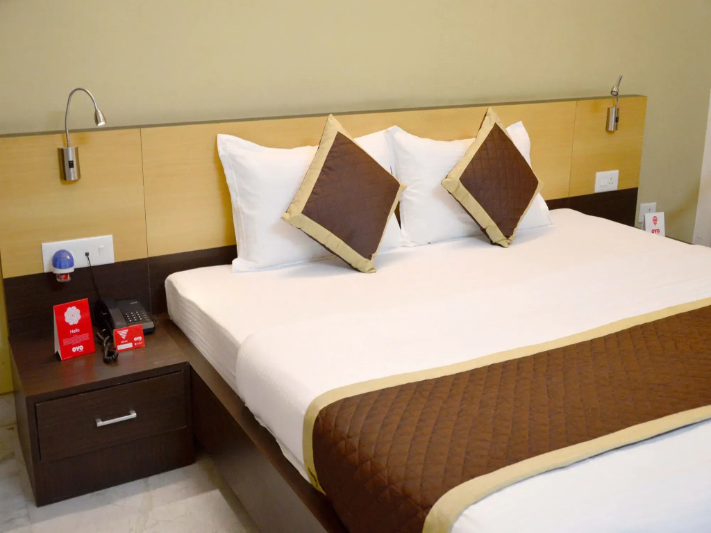 OYO 7363 Hotel N71 Rooms & Banquets