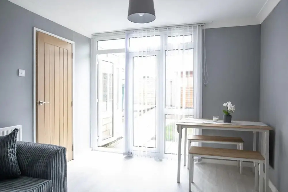 Impeccable 2-bed Home Close to City Centre!!