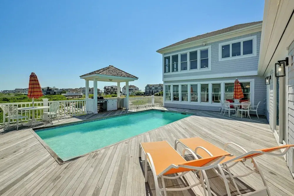 Waterfront Westhampton Haven: Private Beach