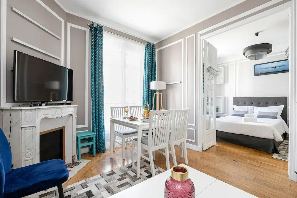 Eiffel Tower- Boucicaut Apartment