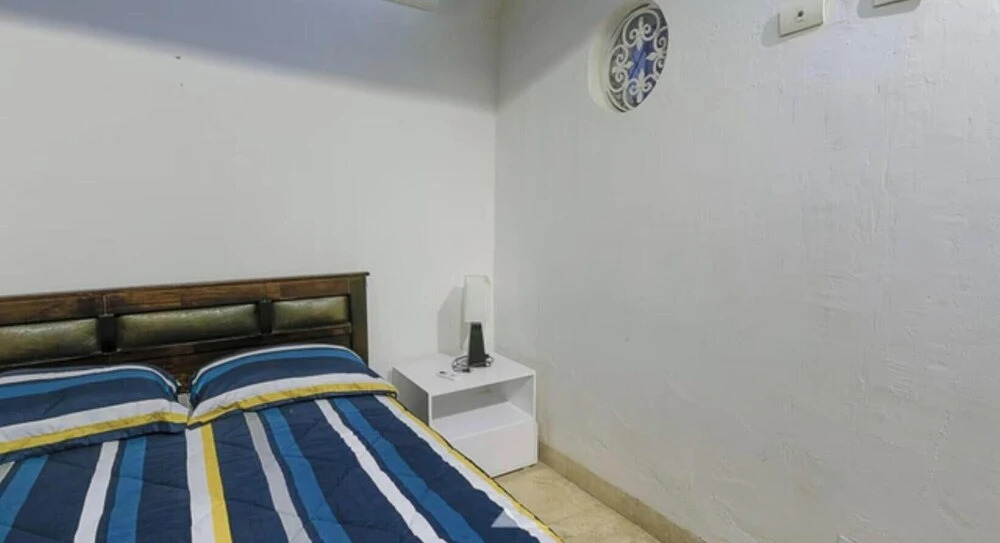 Luxury Large Apartment With Colonial Balcony