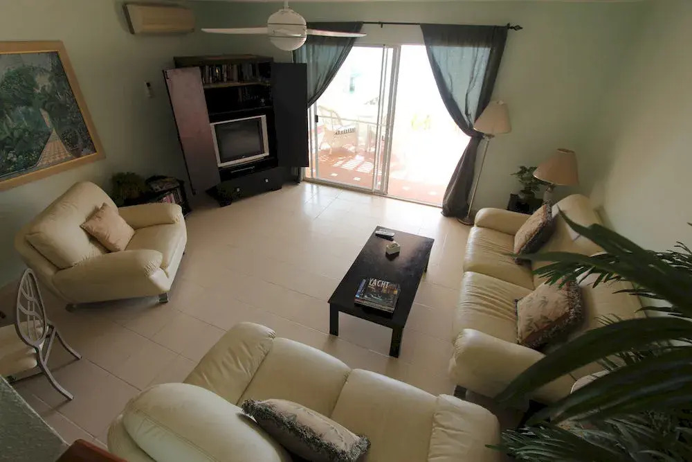 Jolly Villas