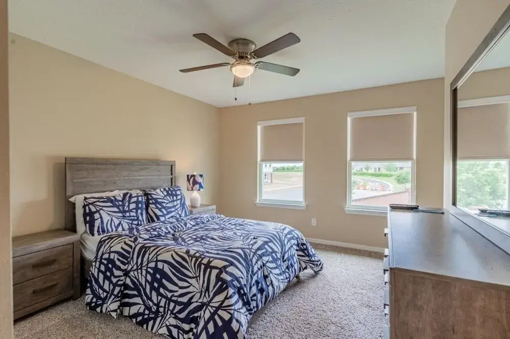 September Special!! Family-friendly Pool Home, Brand New Pool & Spa, Free Wifi, Bbq Grill, Gated!! 6 Bedroom Home, Davenport