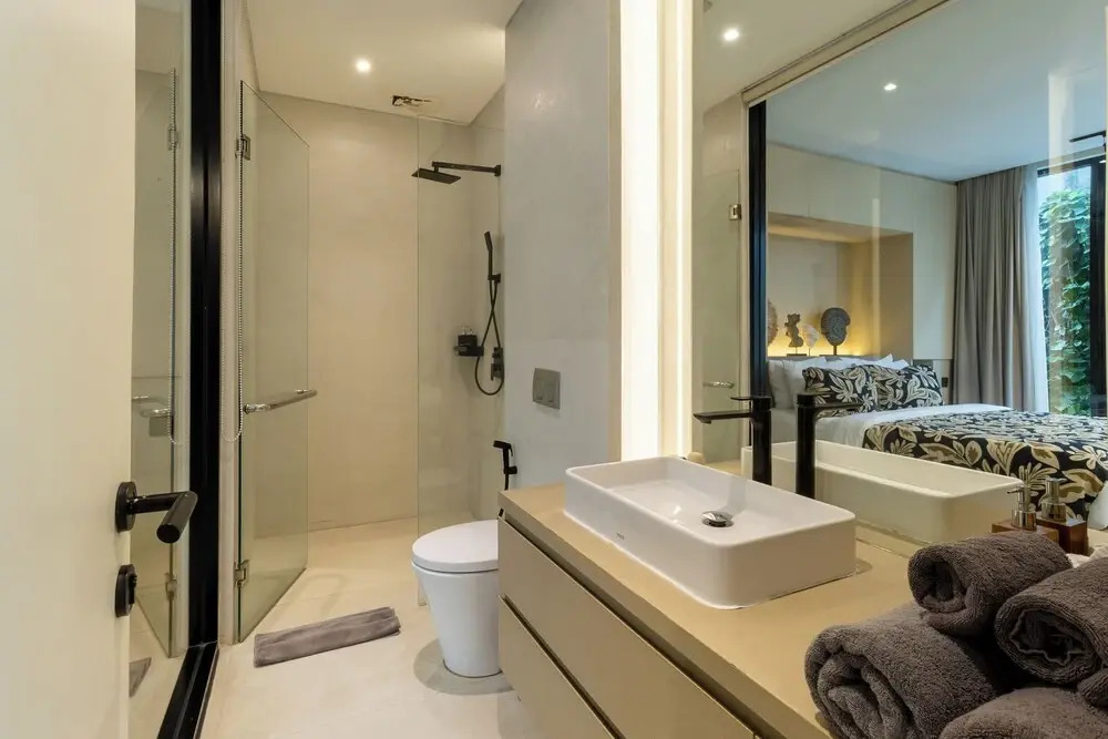 Luxury 2BR Berawa Loft | Private Pool, Near Cafe