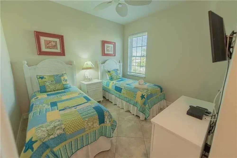 Beachy Villa Vista Apartment 5