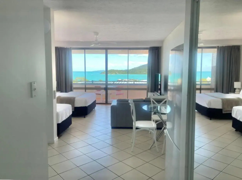 Ocean View 33A Studio Pool Ocean View WIFI