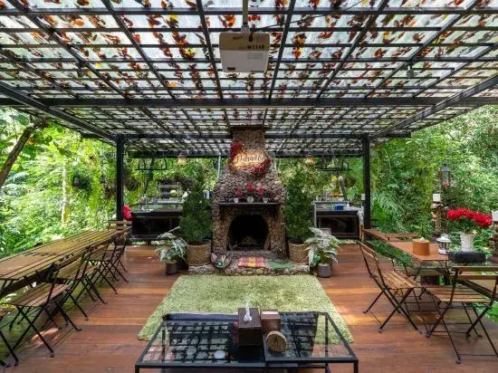 Puradise Private Residence