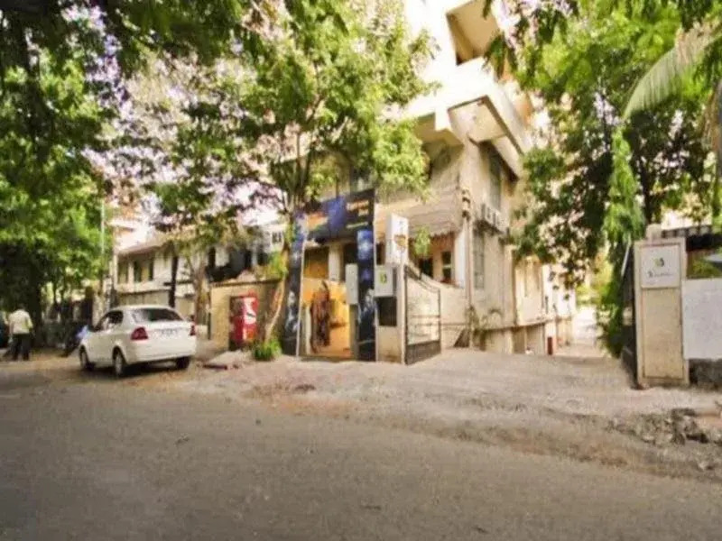 Satellite Service Apartment
