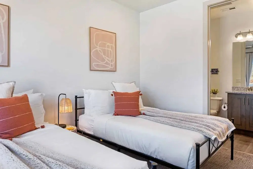 Mavericks Retreat townhouse