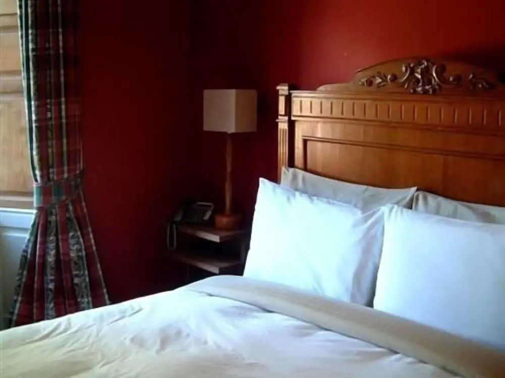 Ashtree House Hotel, Glasgow Airport & Paisley