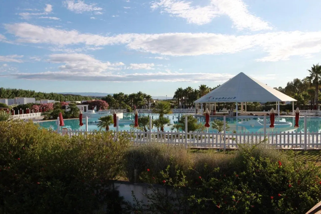 Club Esse Sunbeach