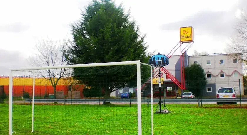Pol Hotel