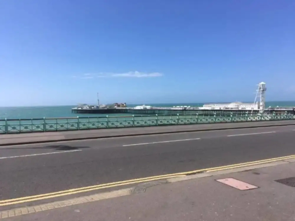 Central 2 Bedroom Seafront Flat in Kemp Town