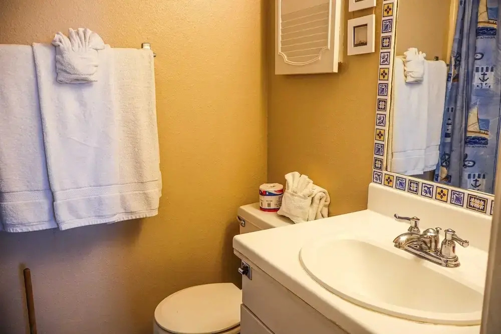 Surfside Ii 107 2 Bedroom Condo by RedAwning