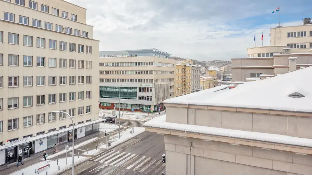 Bank Polski, Sun & Snow
