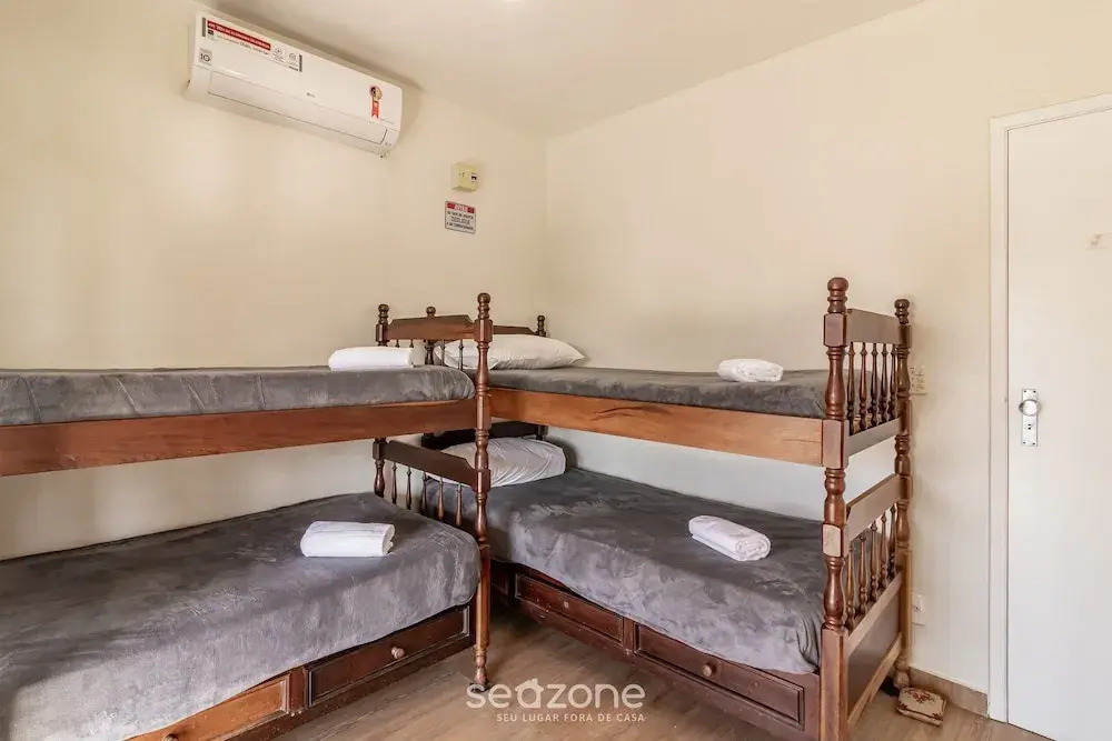 Spacious House 300m From Praia do Pero - Vvp0027