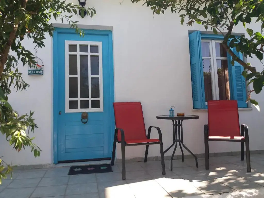 Perivoli 3-Chora(5min away from the center by car)