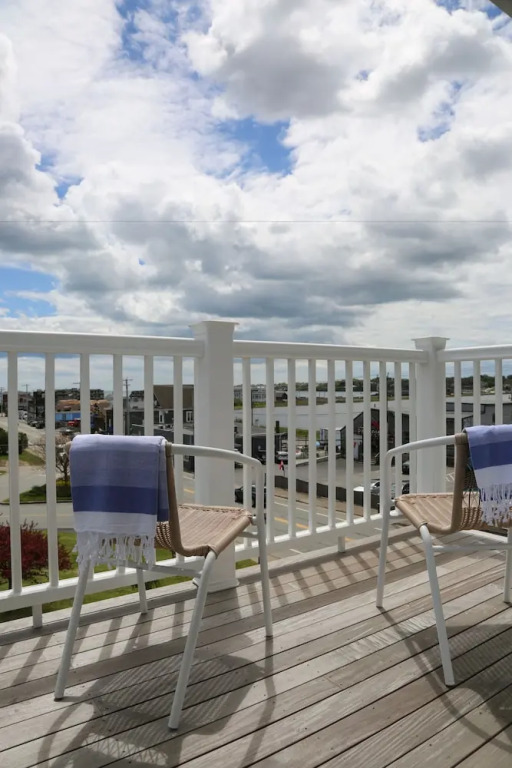 The Sea Breeze Inn