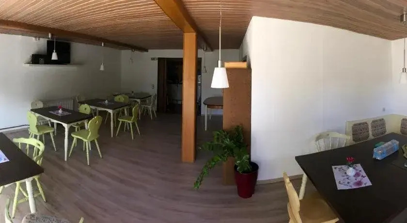 La Irmania Pension