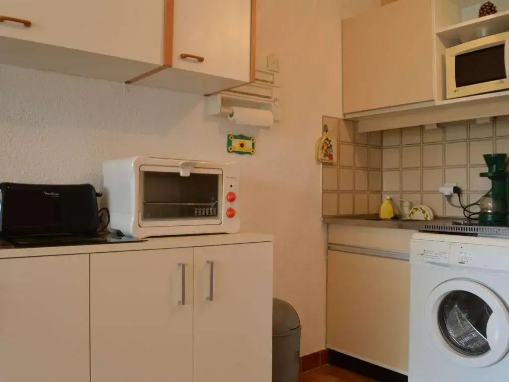 Appartement Argelès-sur-Mer, 1 pièce, 4 personnes - FR-1-225-23