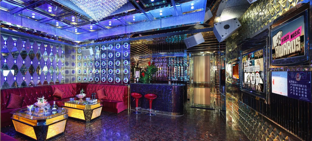 Grandskylight Hotel